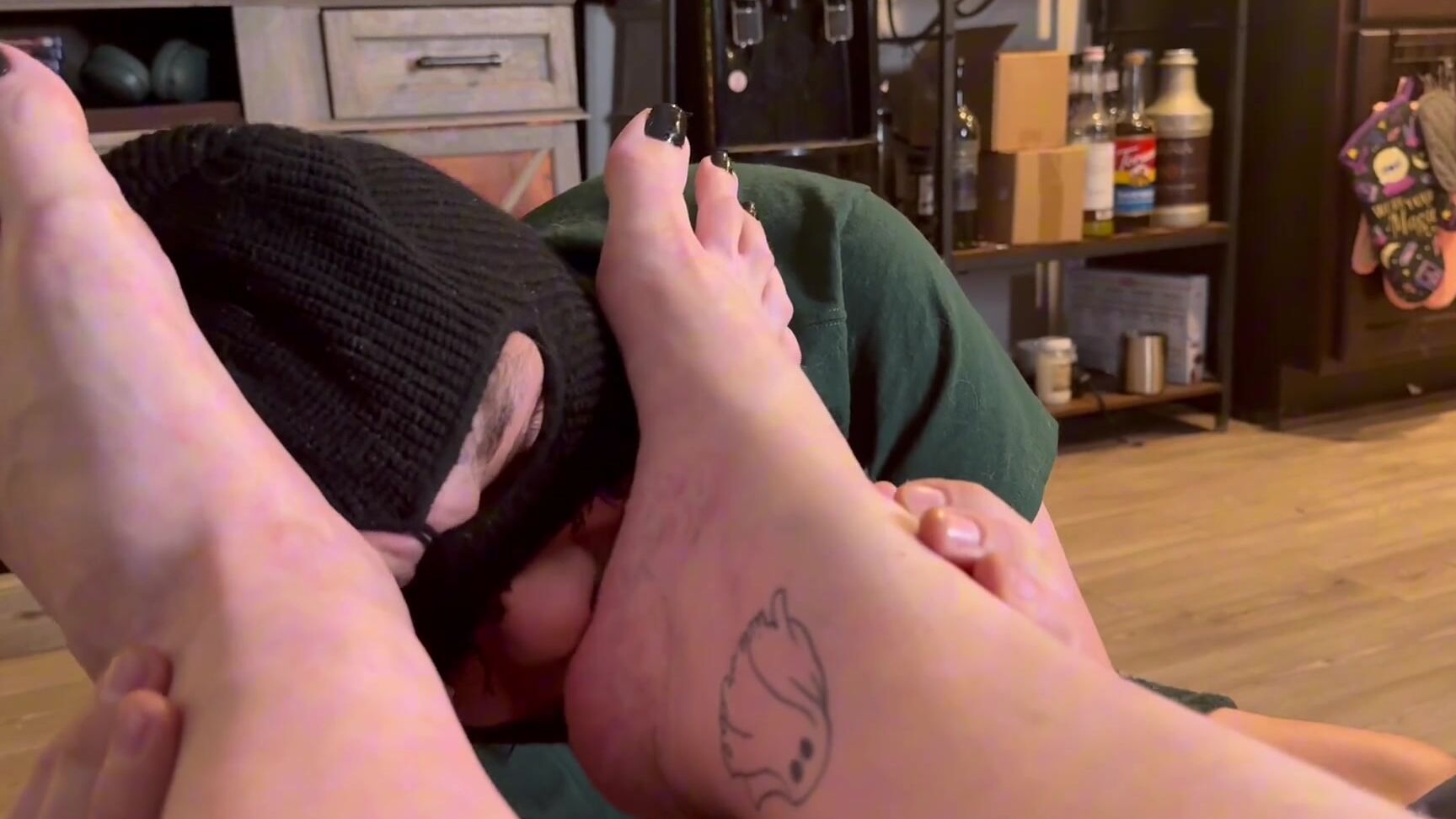 Peppermint Giantess Nicknamed Peppermintgiantess 10 08 2025 Onlyfans Video Another Foot Worship With A Tops Of Feet Pov