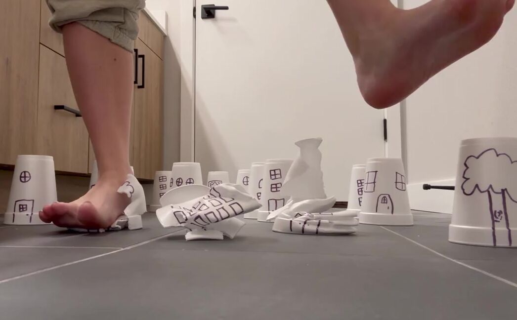 Alice Olsson Nicknamed Aliceexolsson 12 18 2024 Onlyfans Video The Entire Town Was Crushed Under My Giantess Feet Shouldnt Have Been In My Way