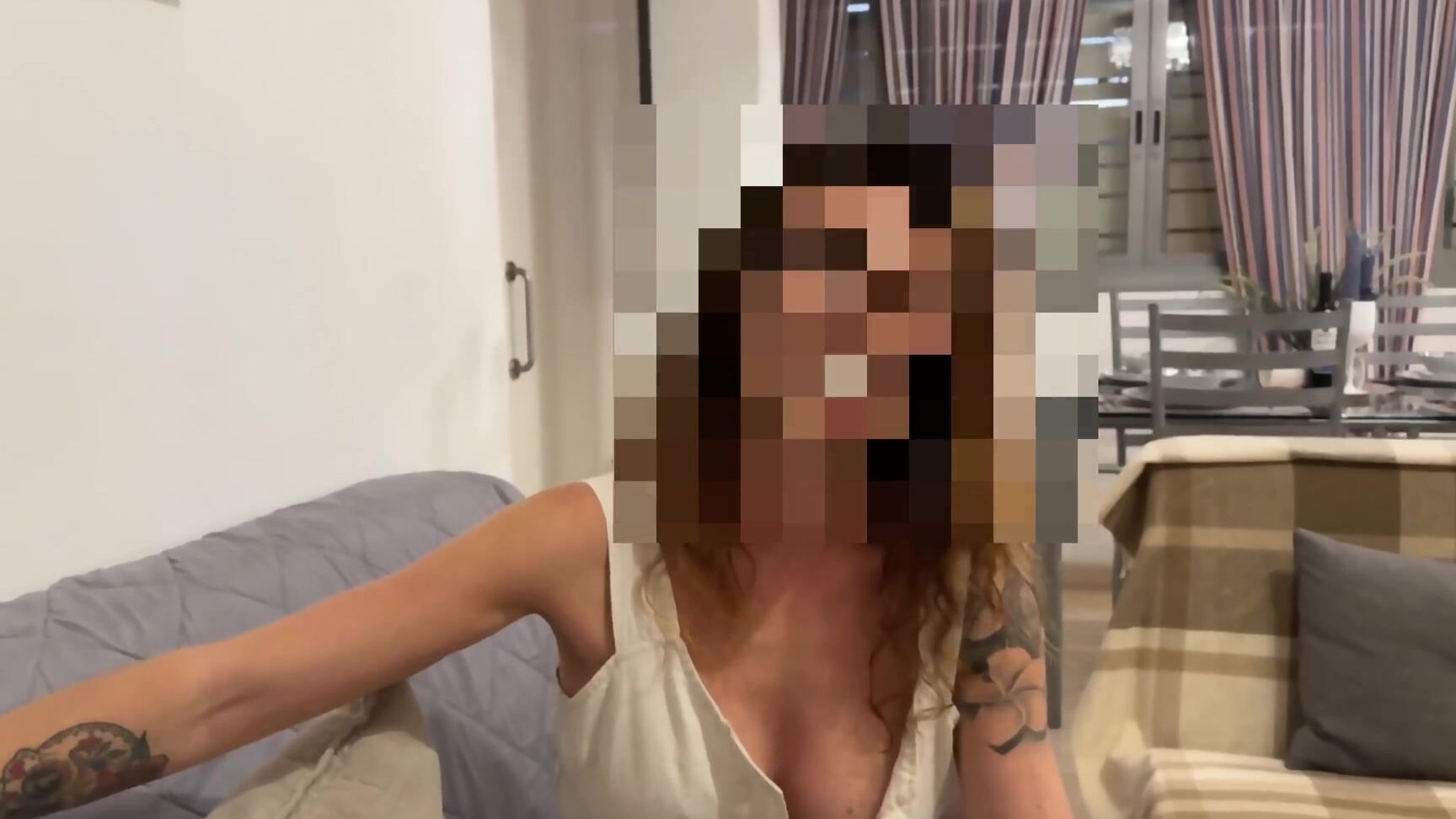 Giulia Sweet I Fuck The Sales Clerk At The Furniture Store To Test The Sofa Giulia Sweet