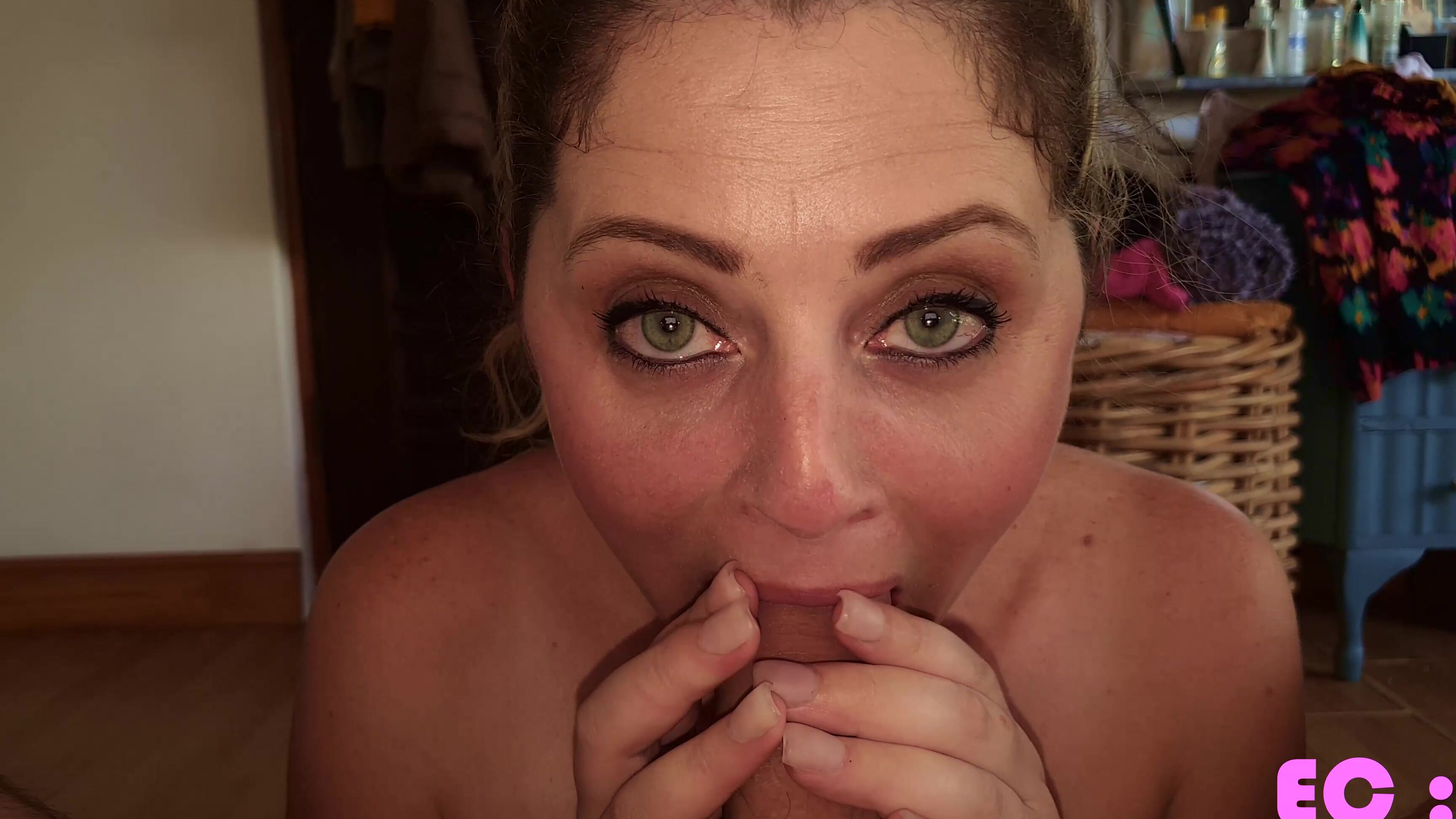 Pinkcandyec Trying To Do A Crossed Eye Blowjob