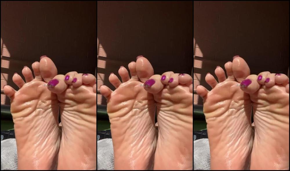 Latina Goddess Nicknamed Latinafeetgoddesss 10 20 2024 Onlyfans Video Im Back