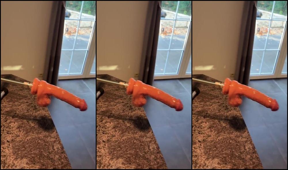 Miss Fetilicious is ready to use her new wildolo machine - Its So Strong And Powerful!