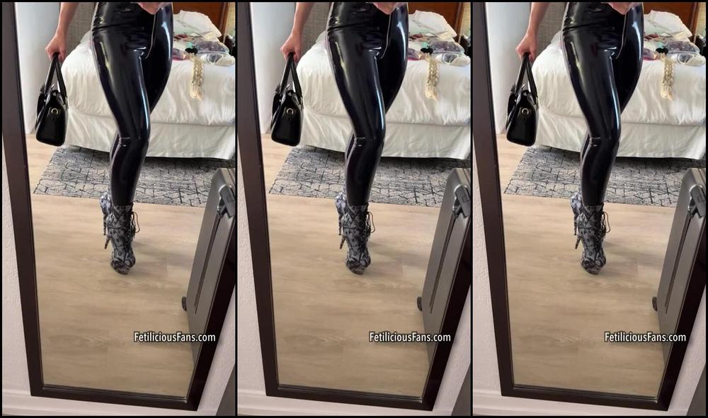 Miss Fetilicious, the Latex Queen, worships your feet and gets down with you!