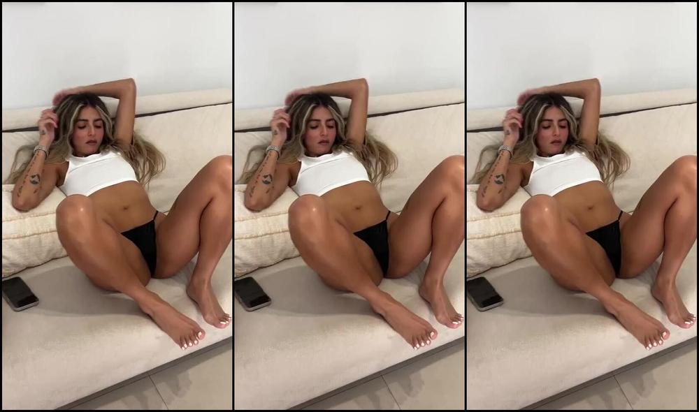 Kim Rampersad dominates in femdom onlyfans video with feet fetish and Mi Culo