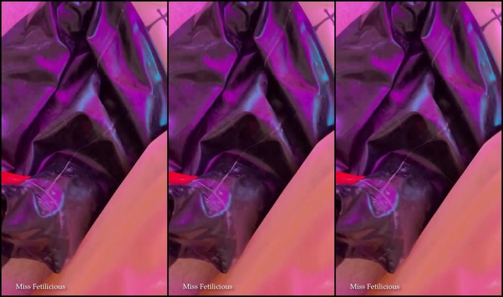 Miss Fetilicious gets kinky with Nicknamed Mfetilicious in Latex Onlyfans video