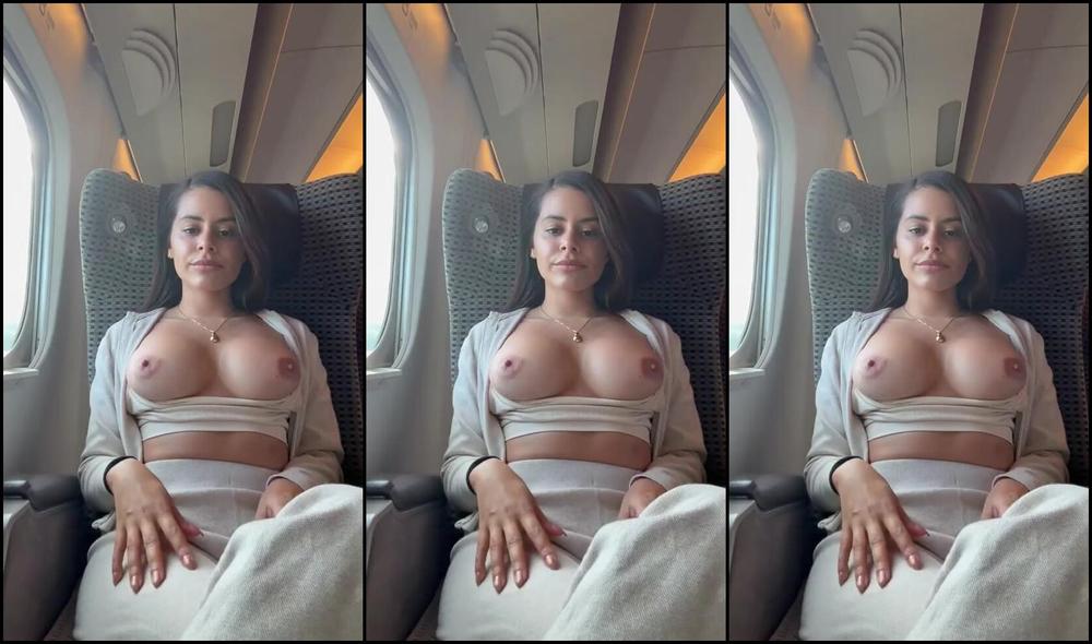 Adventure Juntos Nicknamed Adventurejuntos 11 21 2025 Onlyfans Video A Good Way To Pass The Time On The Train