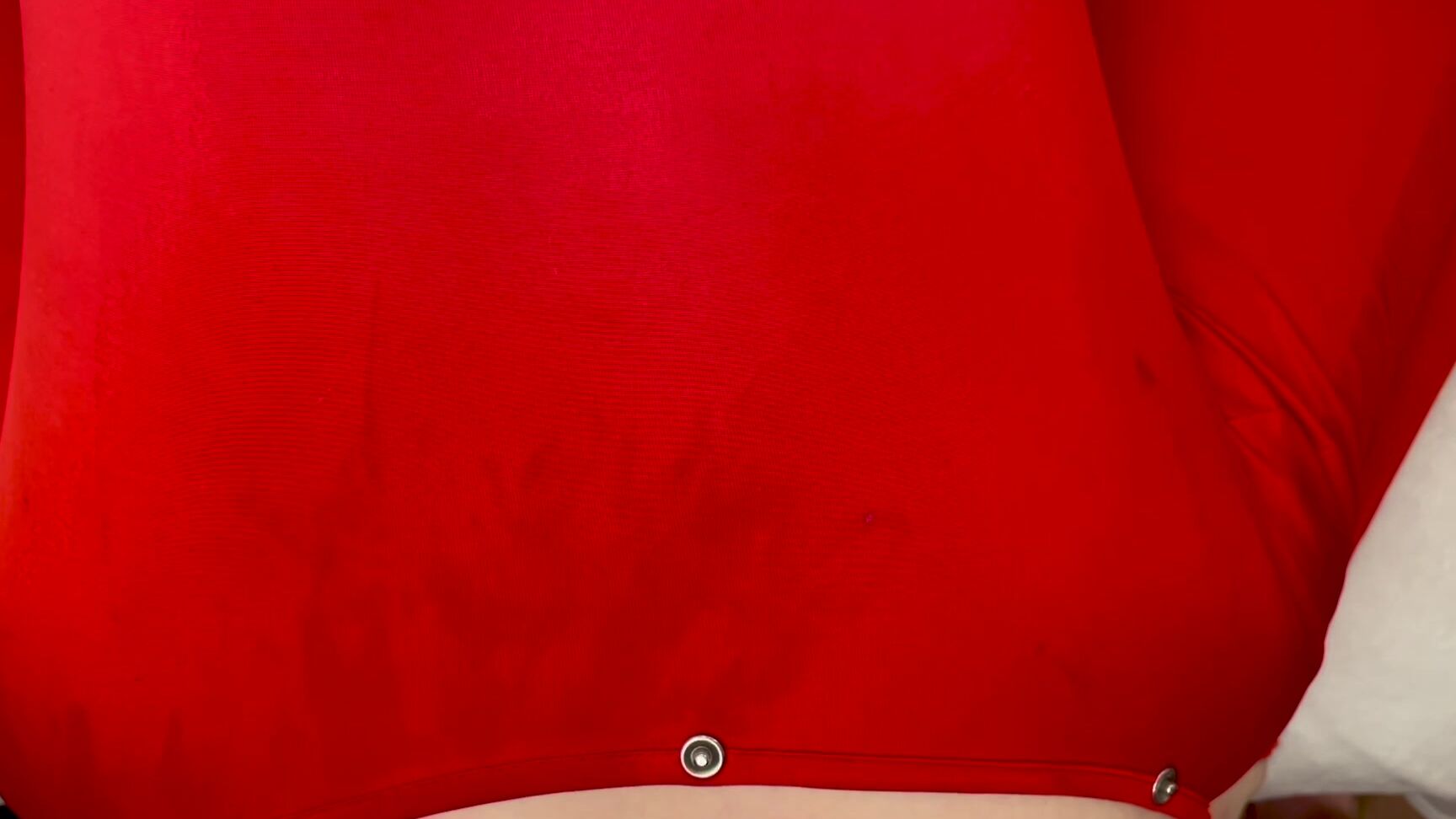 Amateur Hotwife Ass Fingers Herself & Takes a Big Dick in Her Ass Close-Up