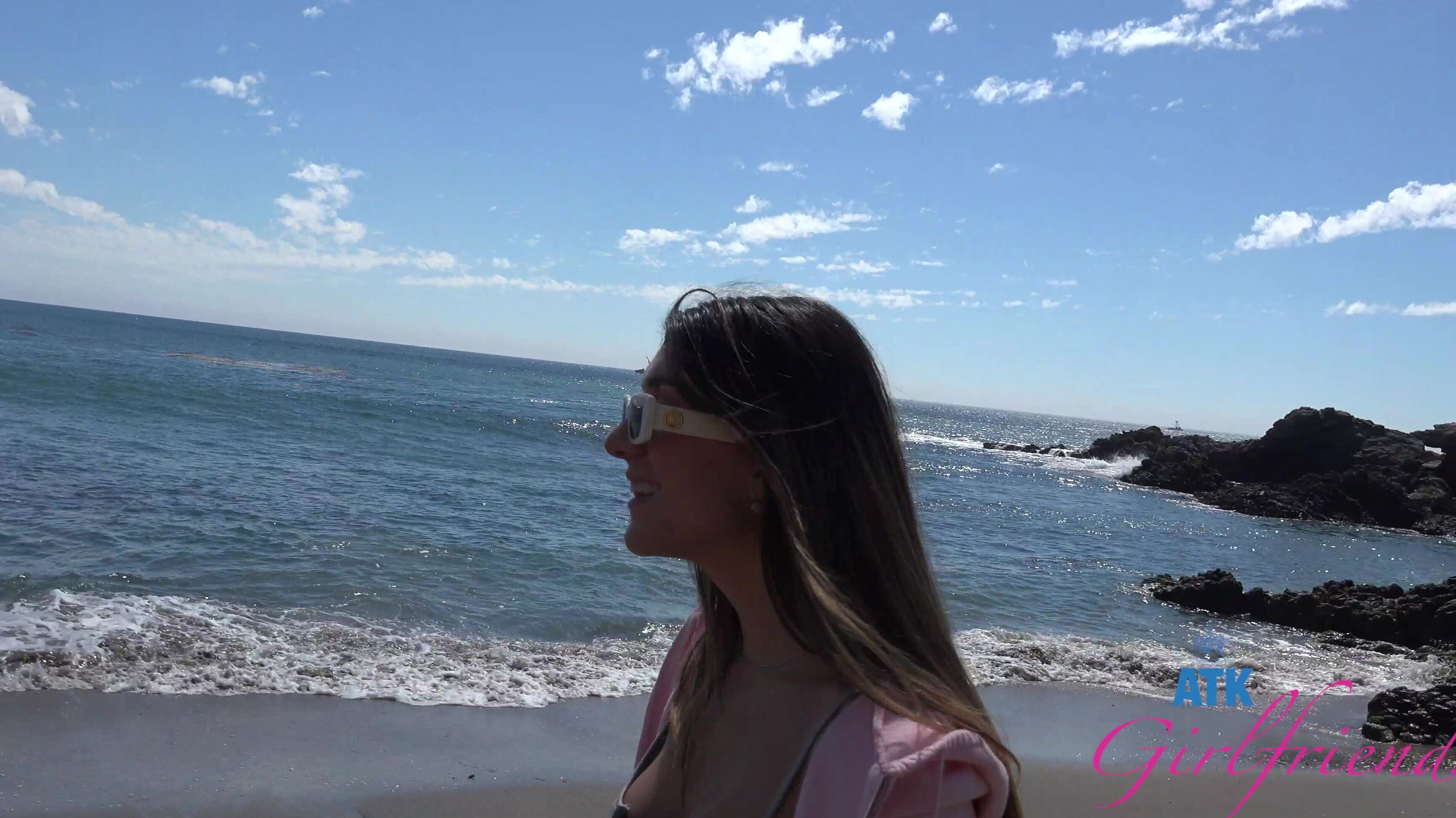 "Aubry Babcock" fingering, beach, kissing, pee, Pissing, voyeur, Bouncing, Breast Play, outdoors, trimmed pussy, Public Nudity, blowjob, POV, wet, bathroom, tattoos, date Aubry Babcock - Malibu Park 1 SiteRip