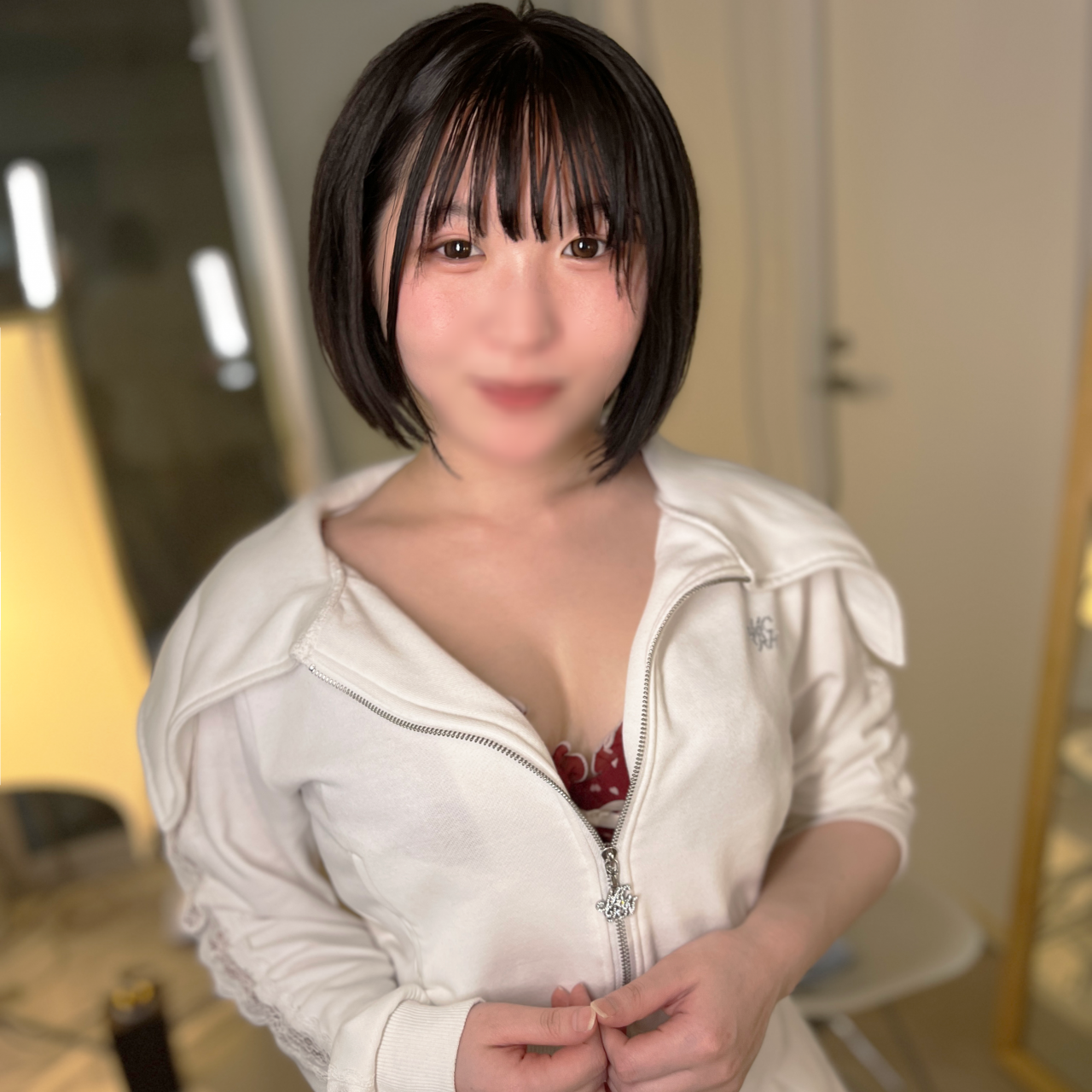 FC2-PPV-4669608 独占販売60%OFF!※ 明治Dai21歳白肌FカップJD 笑顔キュートなムスメ OILマッサージでもろ感痙攣絶頂 中出種付 Jav Girls 2025-04-18  "FC2-PPV-4669608 - uncensored"