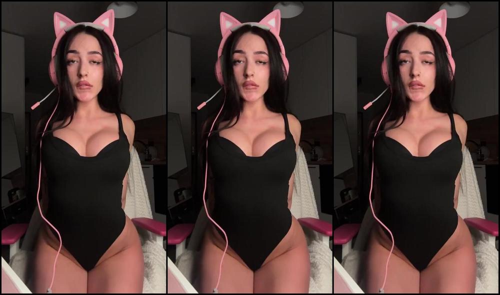 Songheli's Onlyfans Exclusive Foot Fetish Video Leaked - Watch Her Get Her Feet Wet!