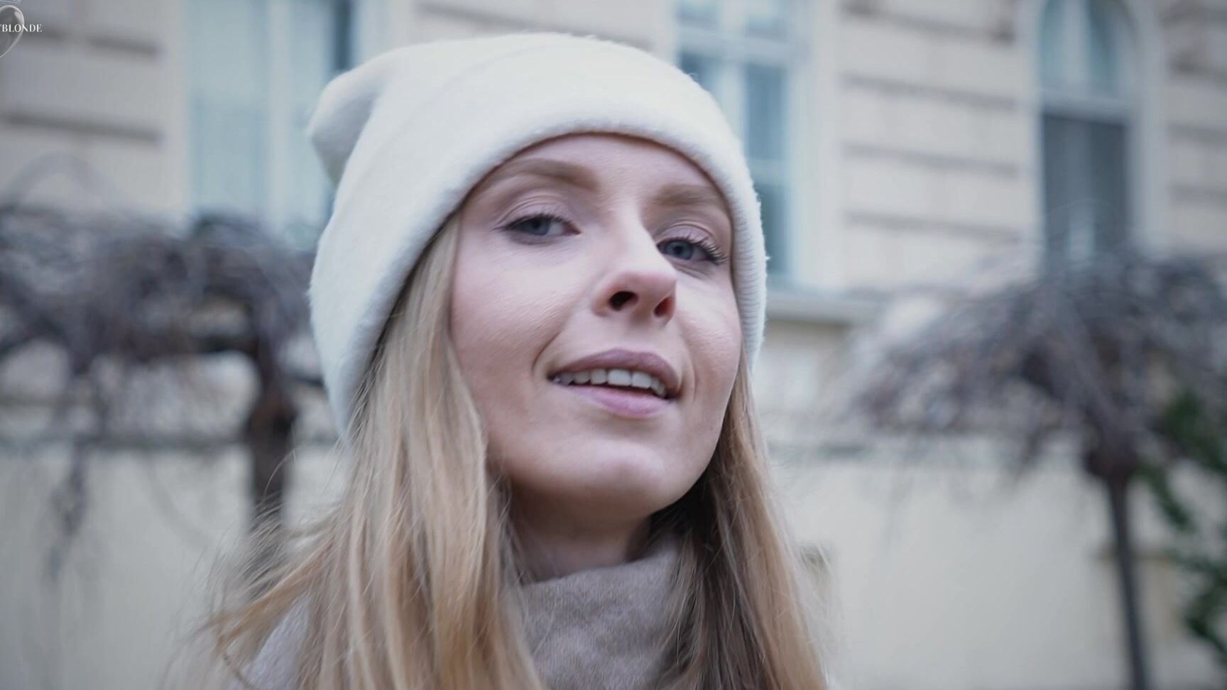 Sexsweetblonde Step Daughter Saves The Family Free