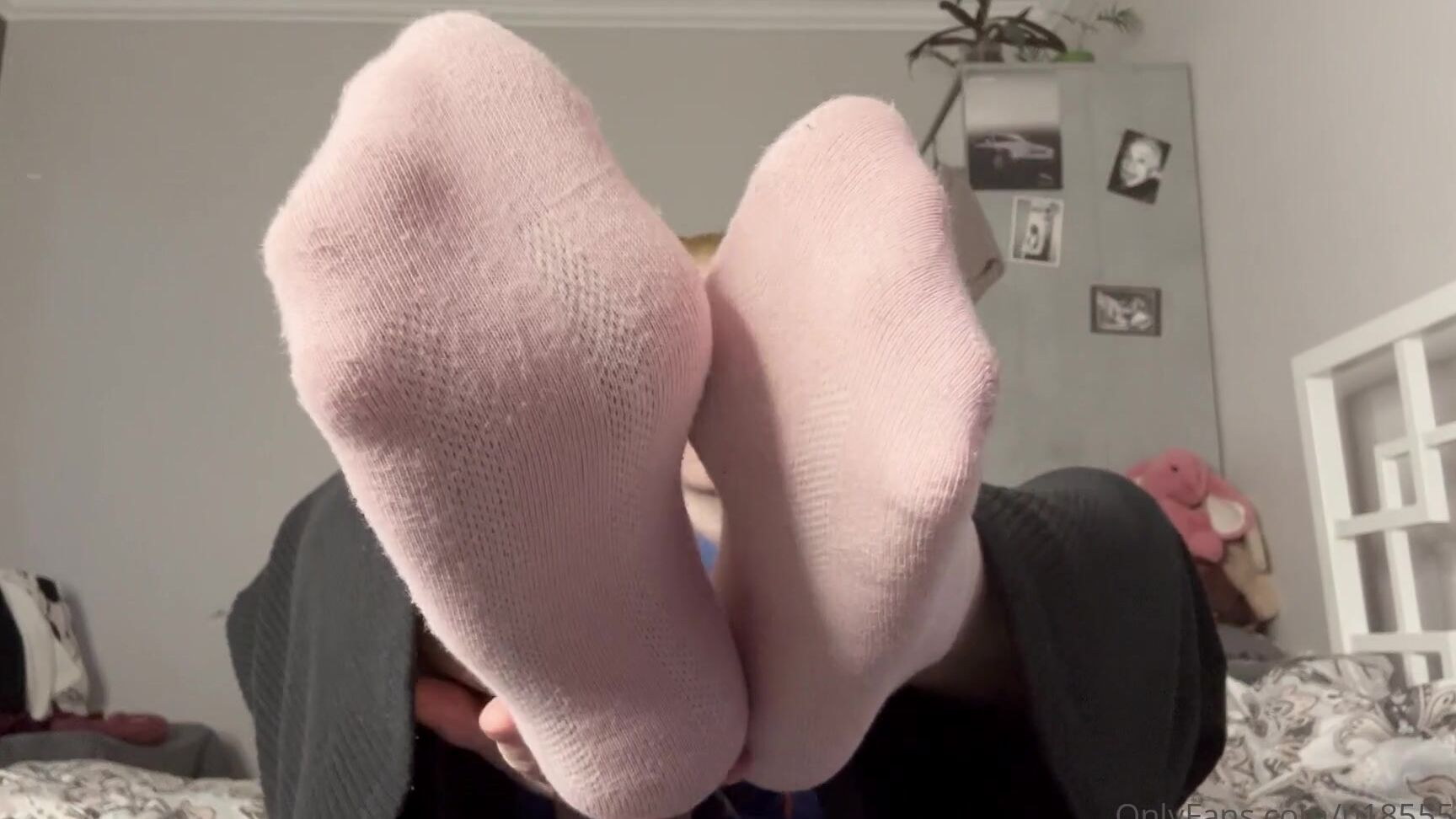 Kathrynne Feetgoddess dominates in Onlyfans video socks with Dm1L