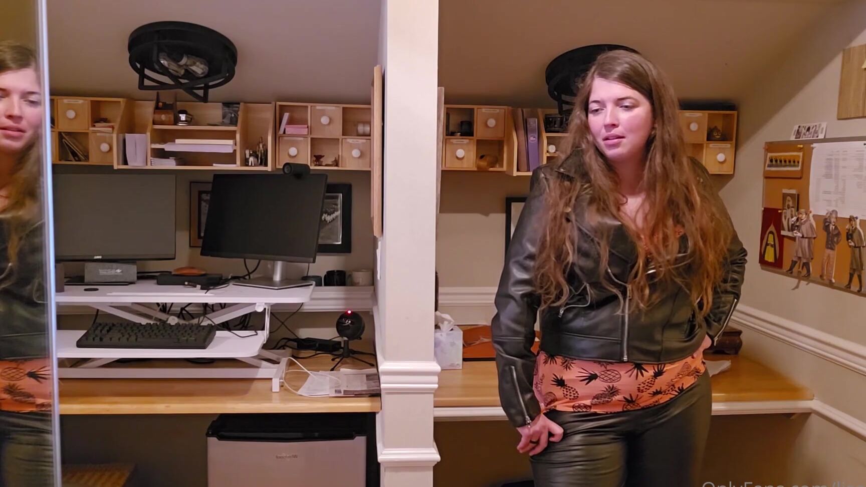 Lisa Asmr's OnlyFans Can't Resist Her Dominant Boss's Pleasure - Rp Only