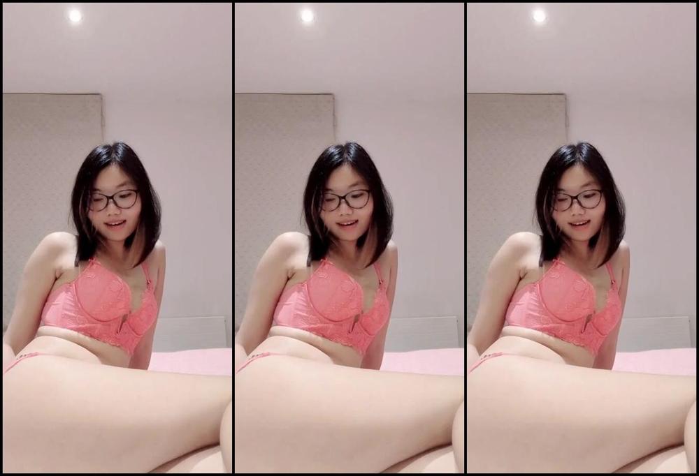 Princess Mewniko Nicknamed Princessmewniko 10 25 2025 Onlyfans Video Language Vietnamese Custom Video From A Pervy Boy Part 2 Ln Ny M K Bt Thng