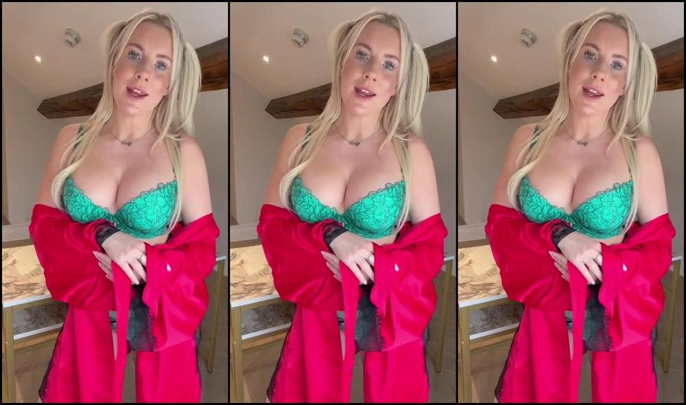 Emily Walters dominates your office with her feet and dirty talk - Onlyfans video at your office