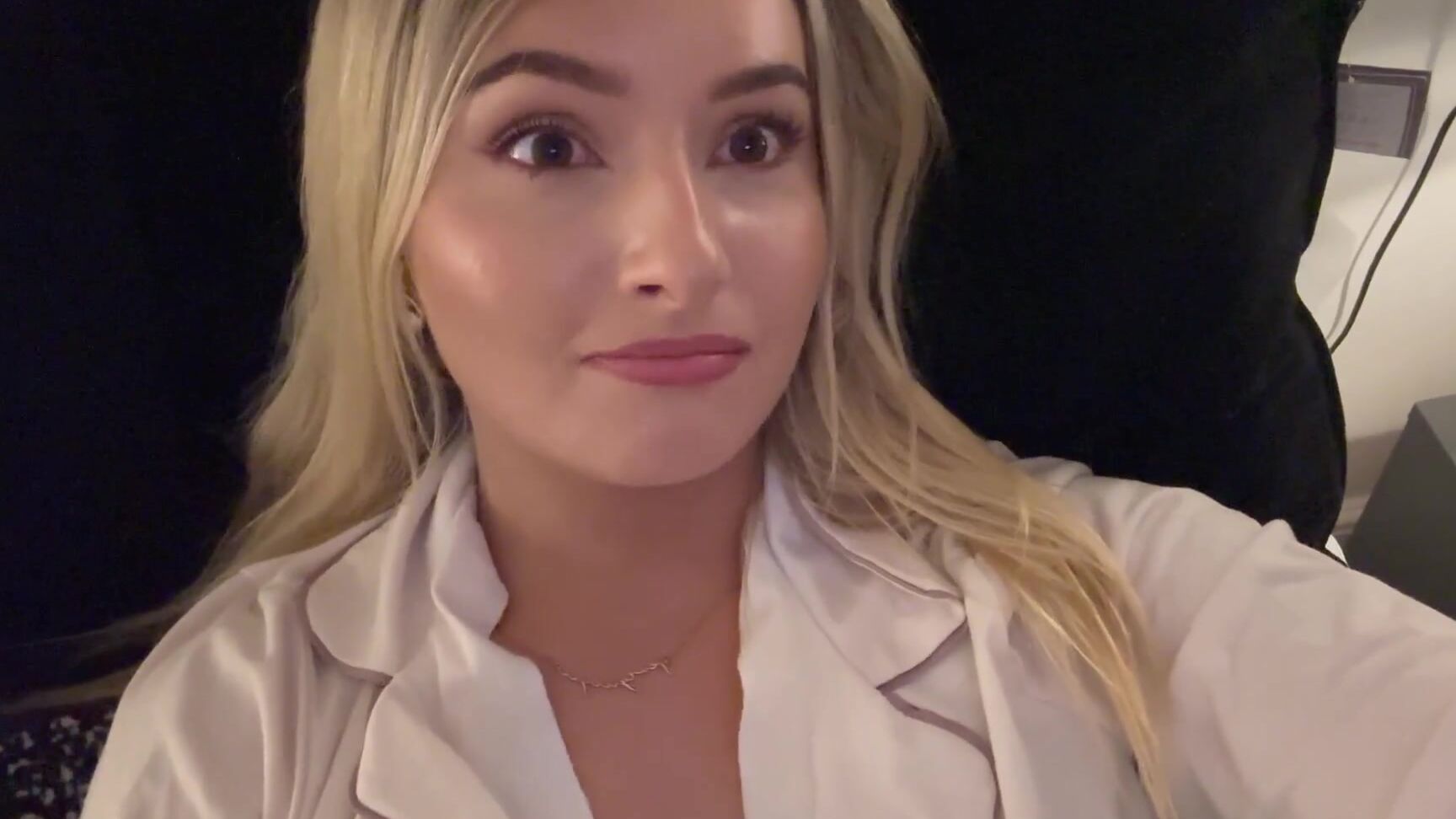 Georgiee Nicknamed Georgieeyxx 02 06 2025 Onlyfans Video Behind The Scenes