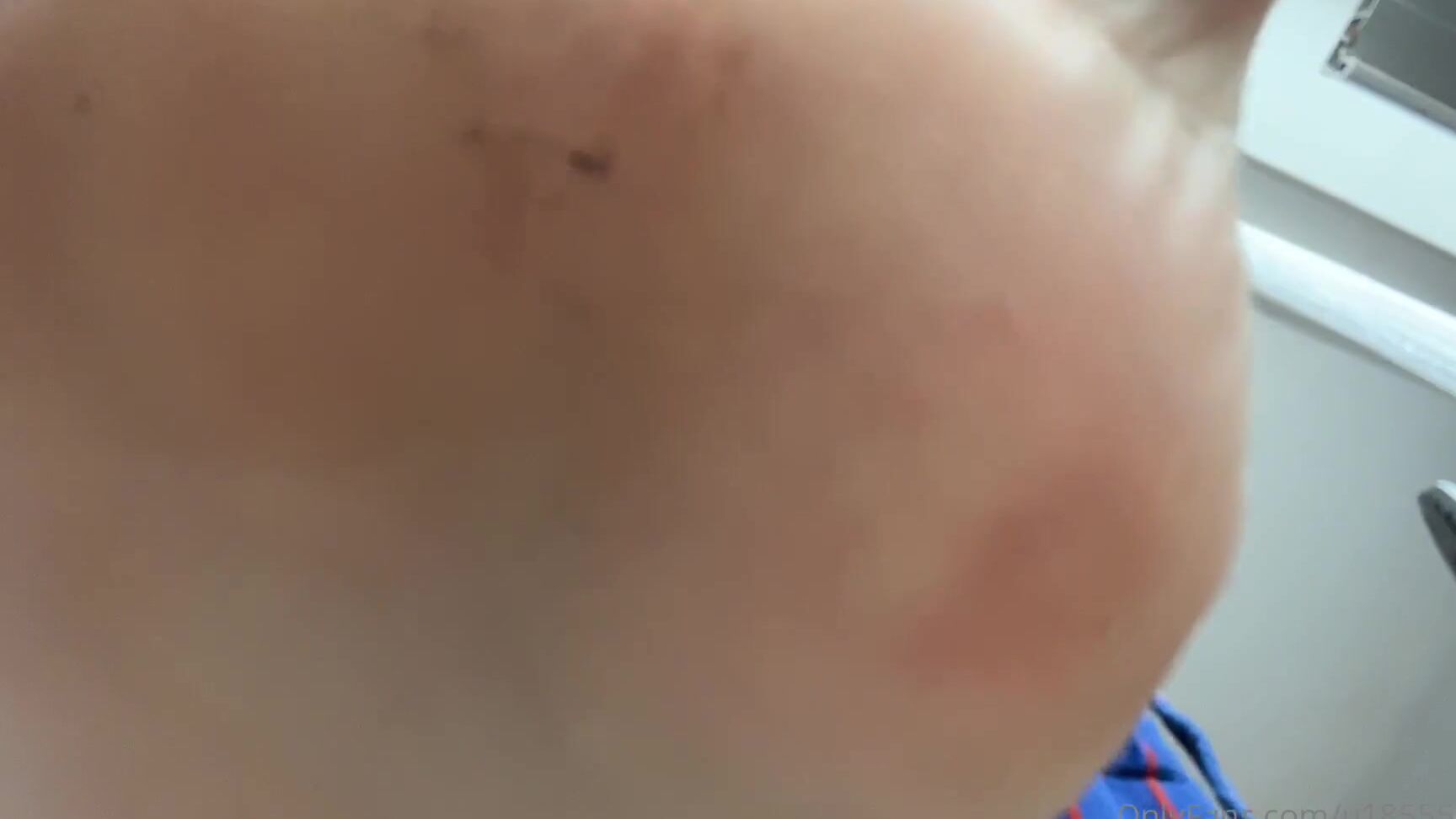 Onlyfans caught Kathrynne Feetgoddess in her feet fetish video