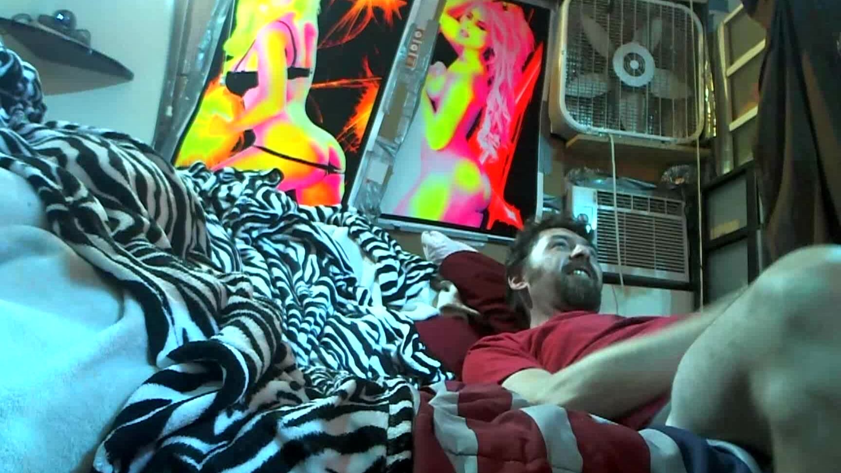 "nmjnaughtyvixens" blowjob, cuckolding, cumshots, fucking, gloryhole Jericha Jem gives me gloryhole BJ Manyvids