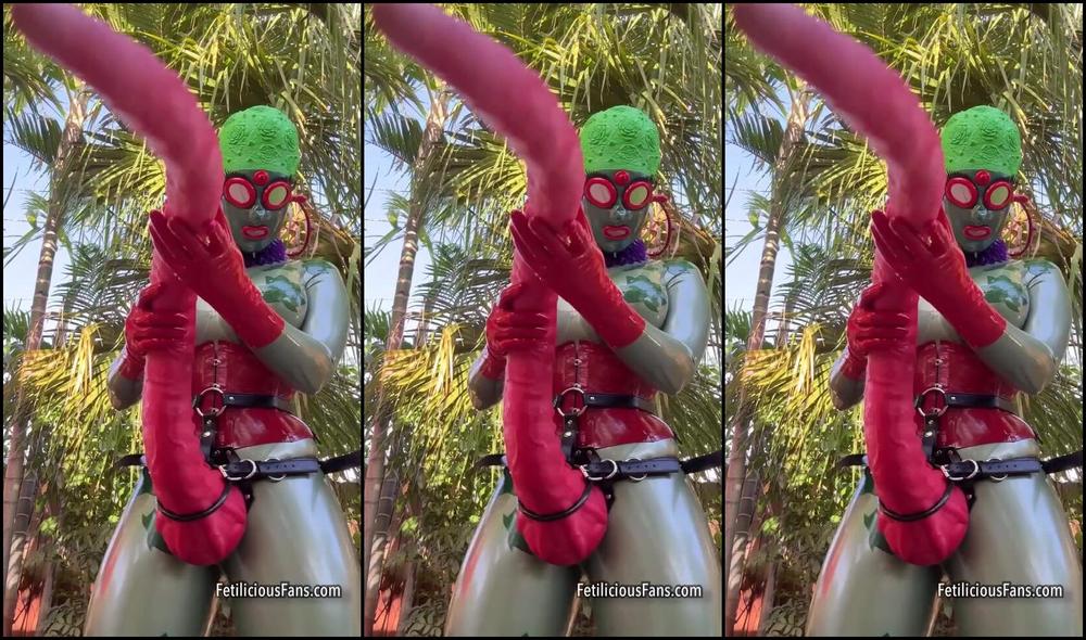 Miss Fetilicious is the only one to show up in Florida today!