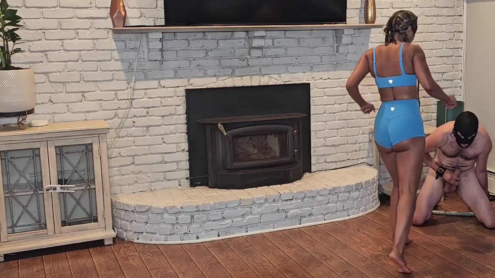 Domina Bianca Nicknamed Dominabianca 06 29 2025 Onlyfans Video I Crush Your Balls With My Bare Feet While You Stroke Until You Explode