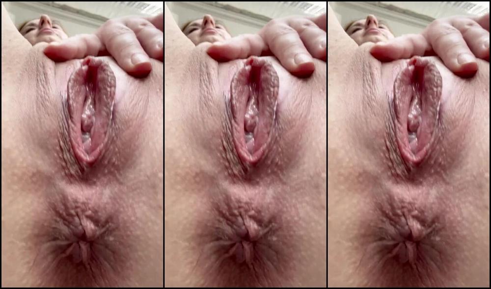 Watch Onlyfans worship kathrynne Feetgoddess's feet in this H30R video