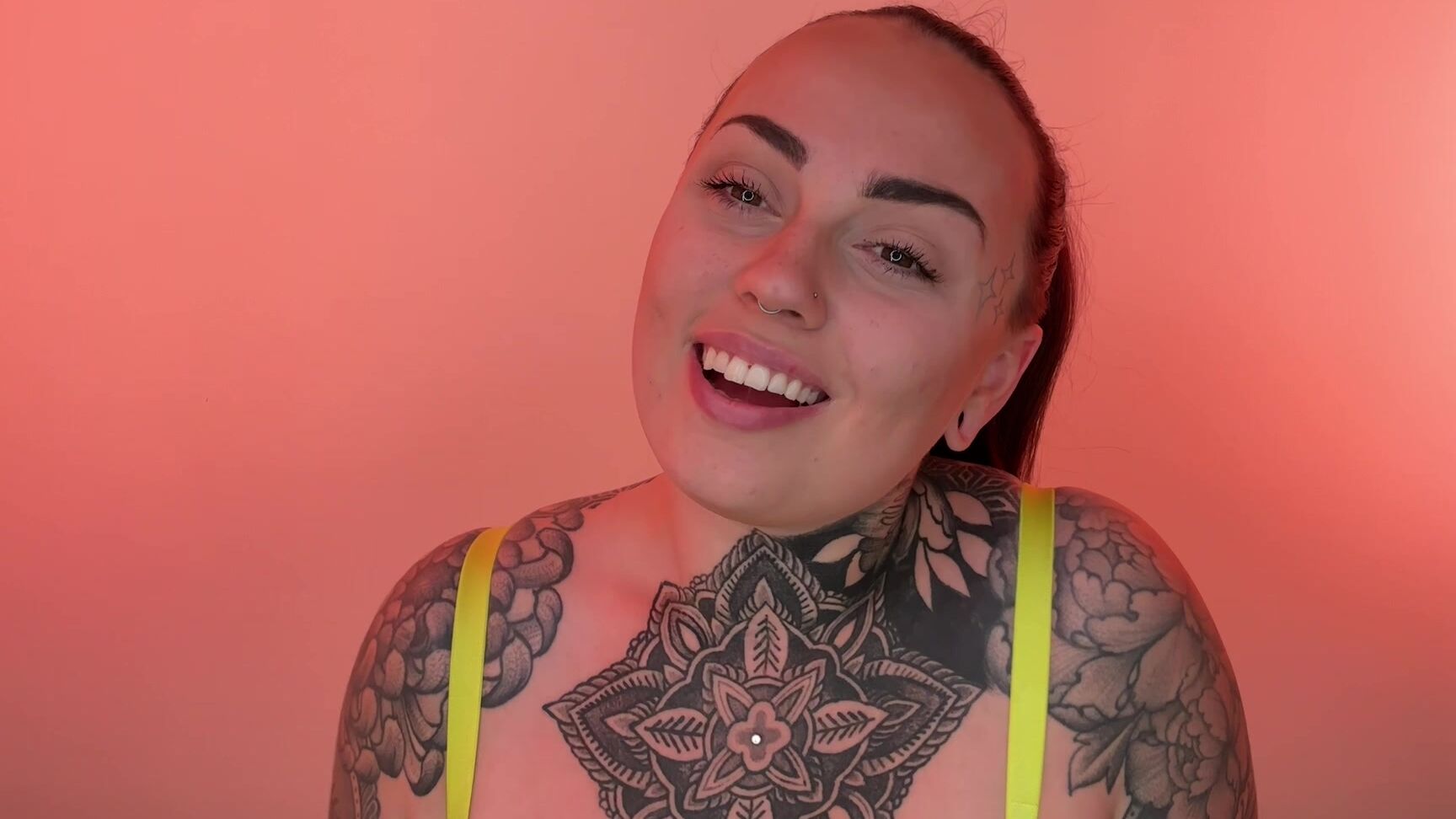 MissValentina humiliates you with toiletfetish and femdom domination