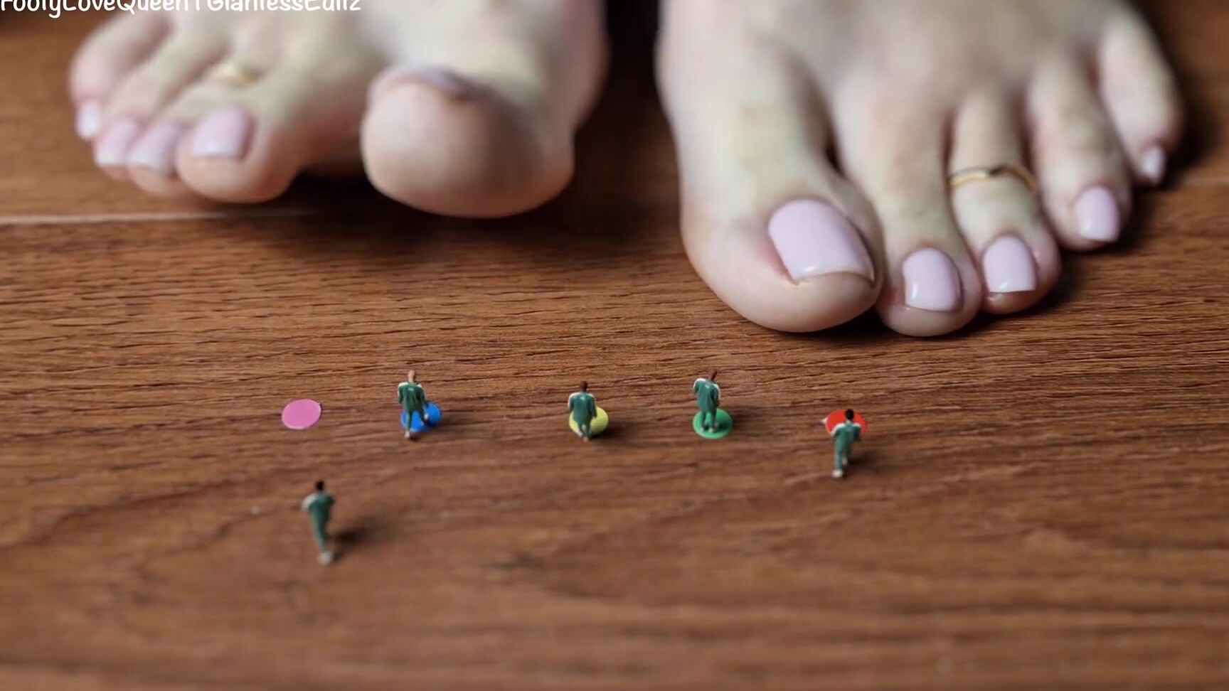 Footyqueen Nicknamed Footylovequeen 01 03 2025 Onlyfans Video Squid Game Part 2 2Nd Game Color Roulette