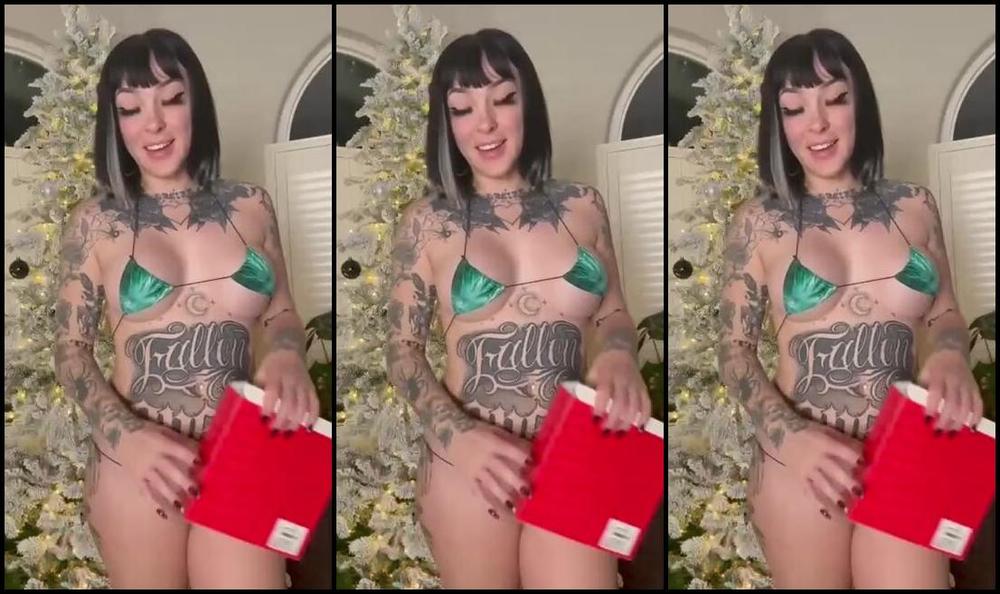 Millie Millz Nicknamed Milliemillz 12 20 2025 Onlyfans Video No Christmas Tree Is Complete Without A