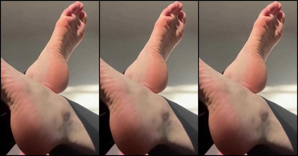 Zoe Strawberry dominates onlyfans in a kinky femdom session with her pretty toes