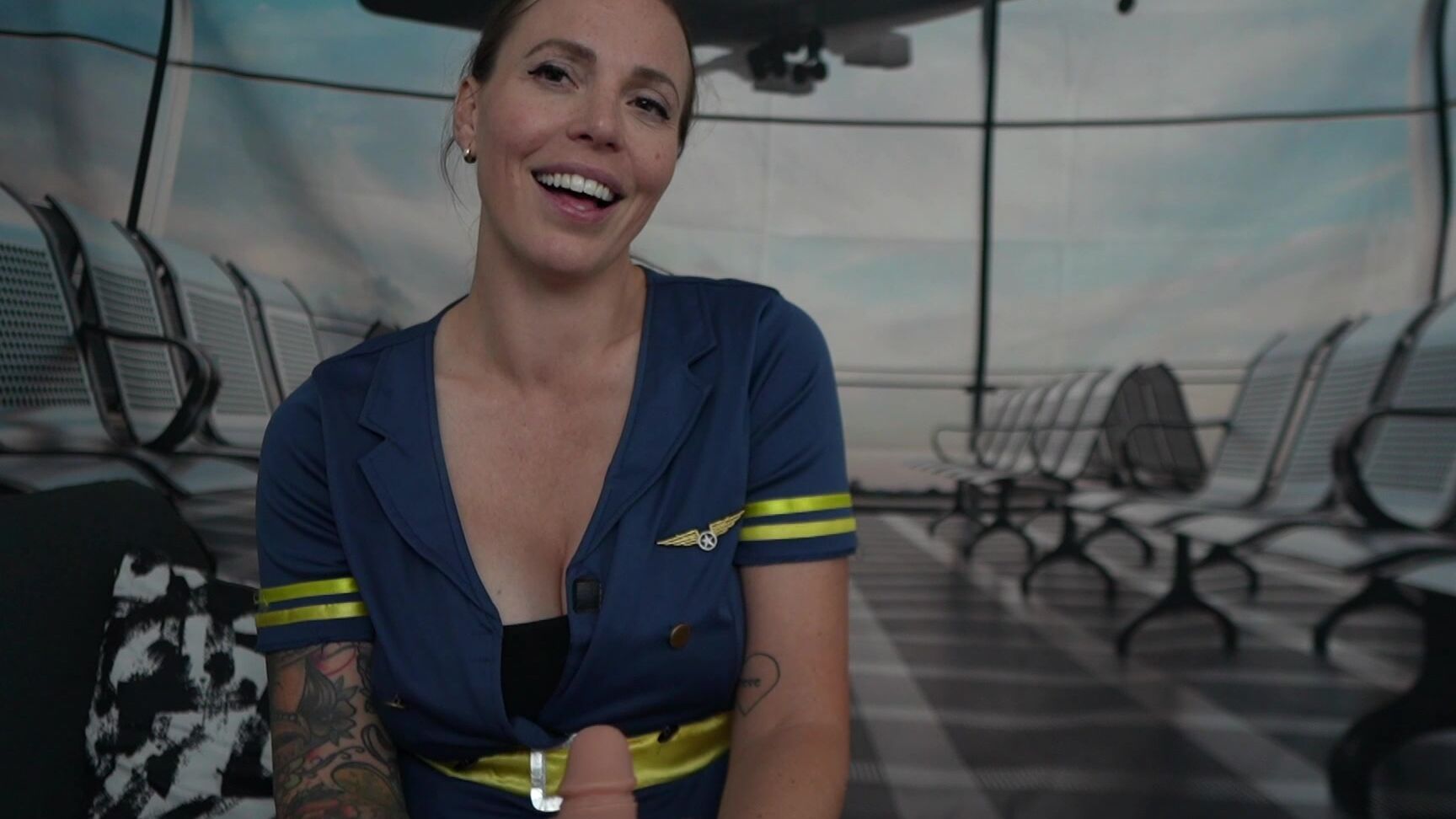 yogabella's dirty talking POV blowjob in the car