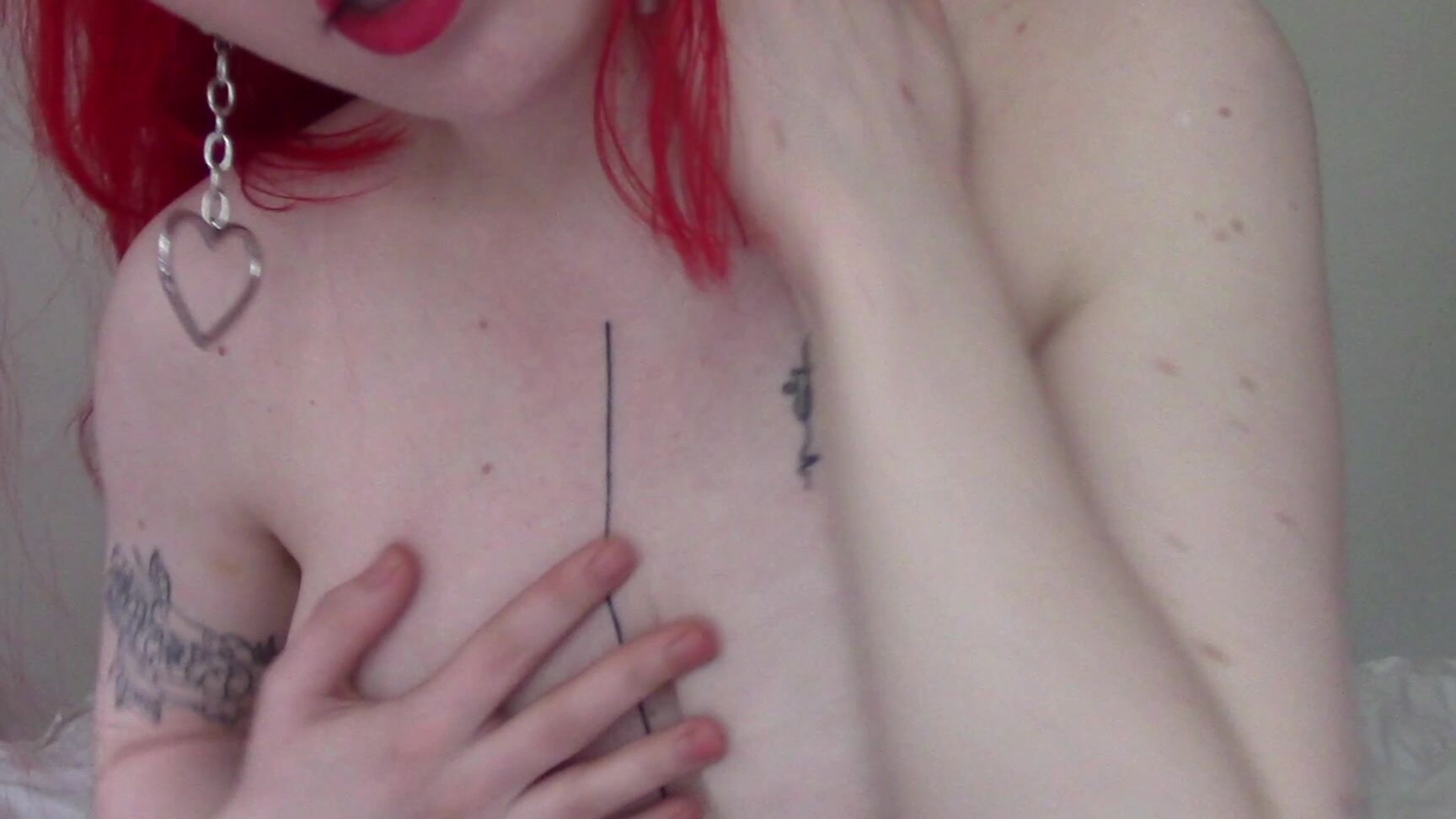"Ellie Haze" domination, goddess worship, hairy, hairy armpits, hairy bush Worship my body hair Manyvids