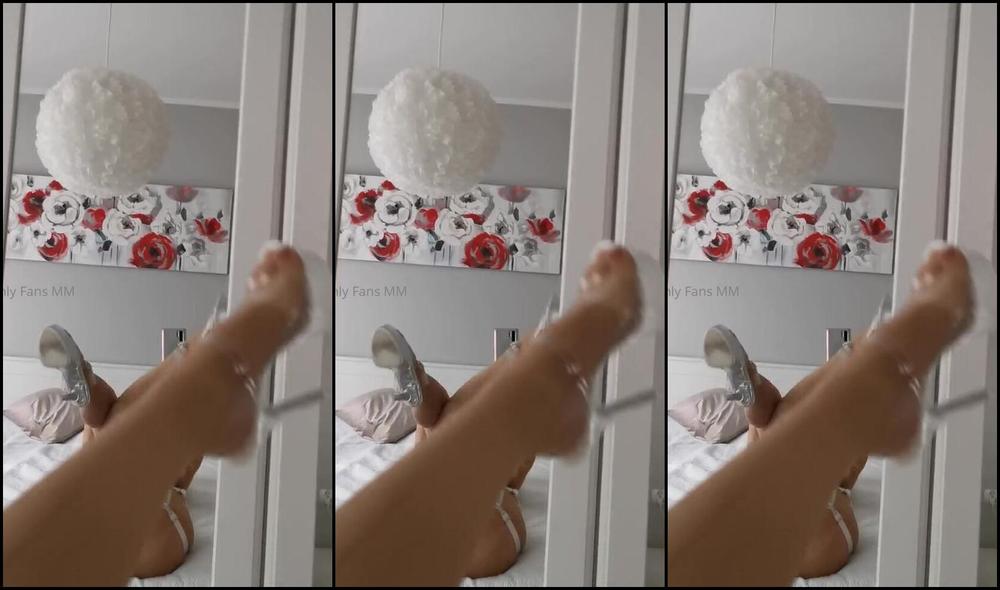 Moniq Nicknamed Moniq25 11 12 2024 Onlyfans Video If You Pay Me For A Pass To The Strip Dance School I Will Perform A