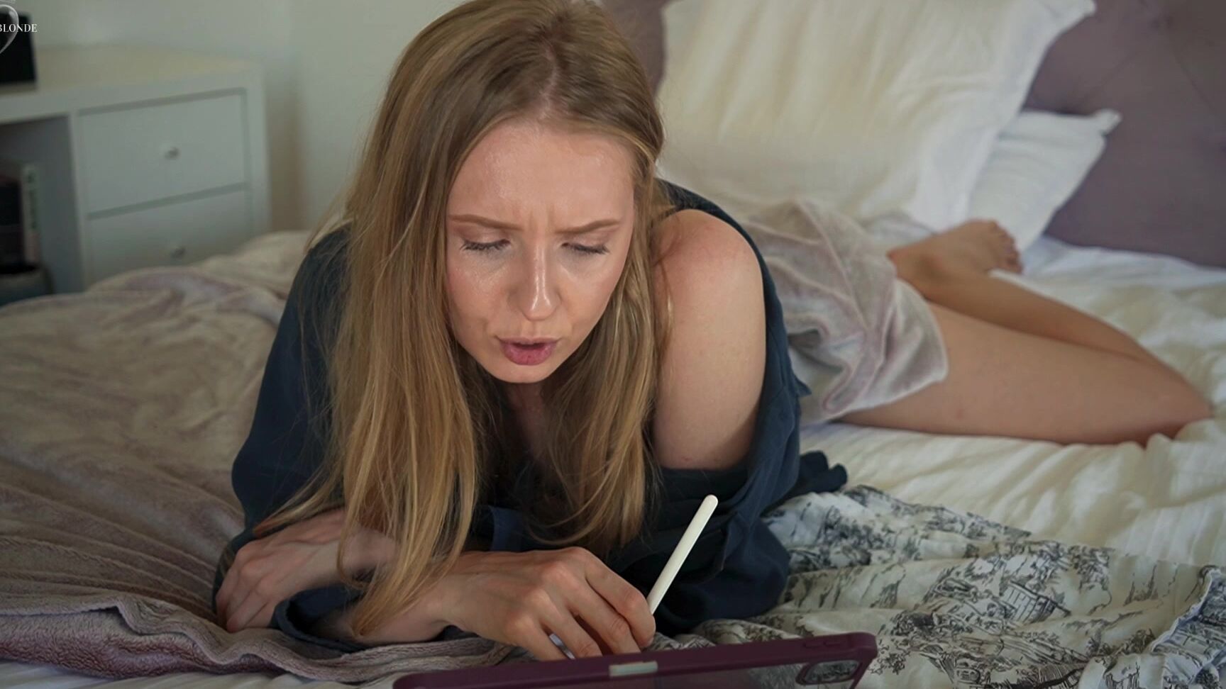 Sexsweetblonde Read Together Free