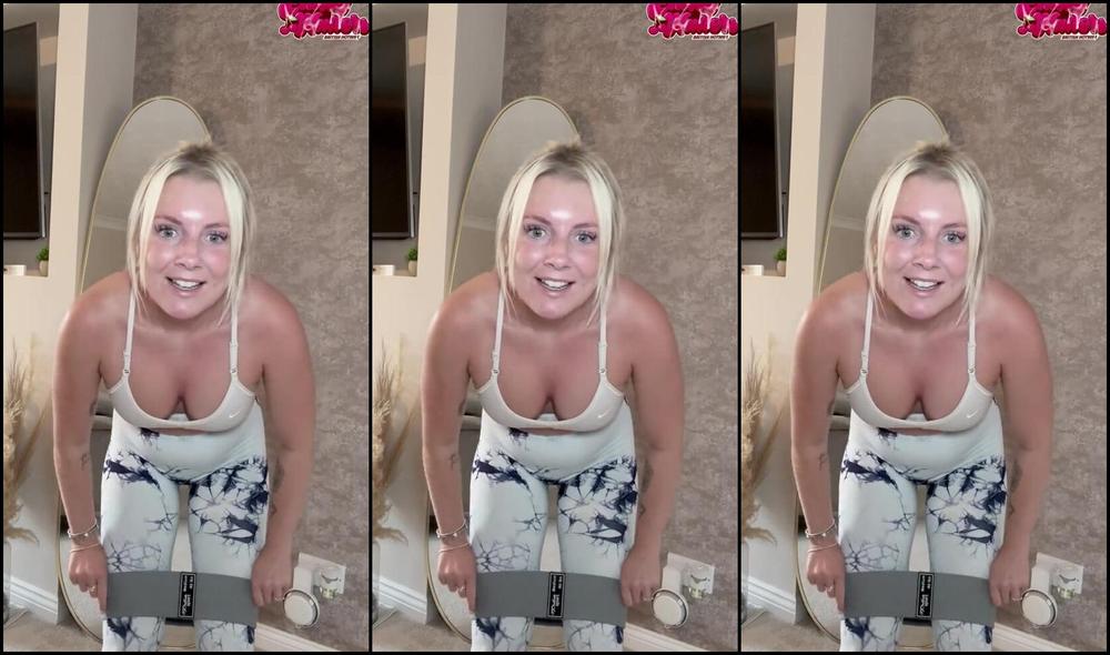 Emily Walters dominates with feet & onlyfans video Day 21