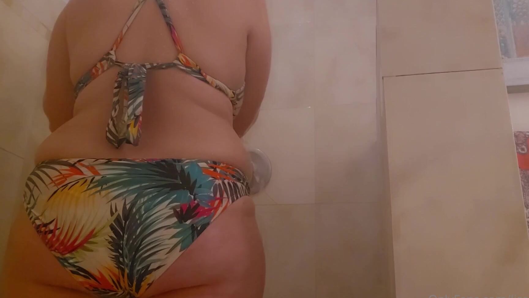 Lisa Asmr's Shower & Shave are Unstoppable in Onlyfans Unedited Video