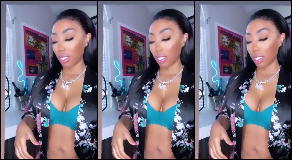 Jans different femdom music onlyfans video - loud ass, feet, and more!