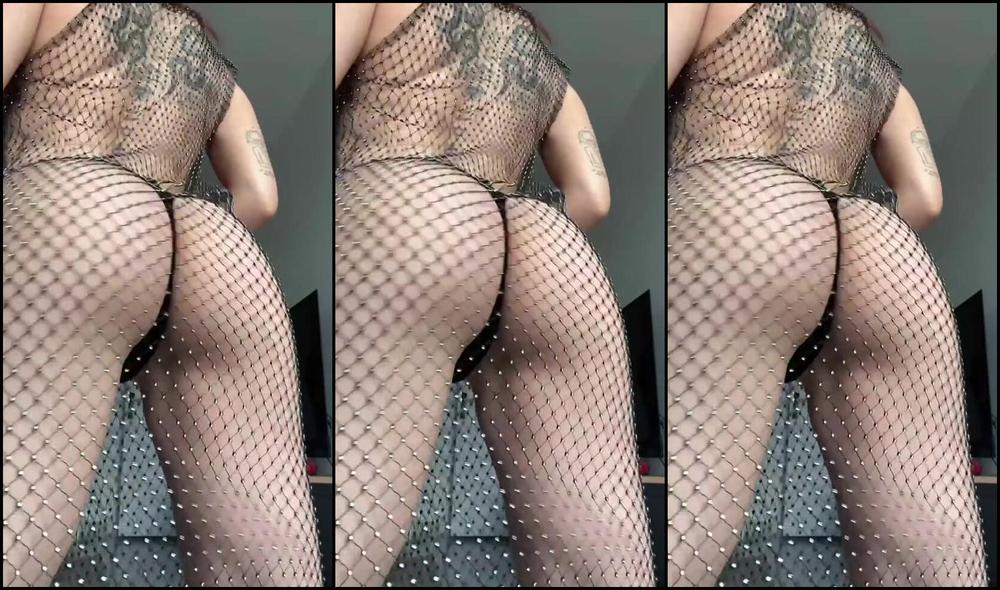 Onlyfans Video Leaked: Watch Onlyfans 02:26 - The Ultimate Leaky Femdom Session with Lolawoo