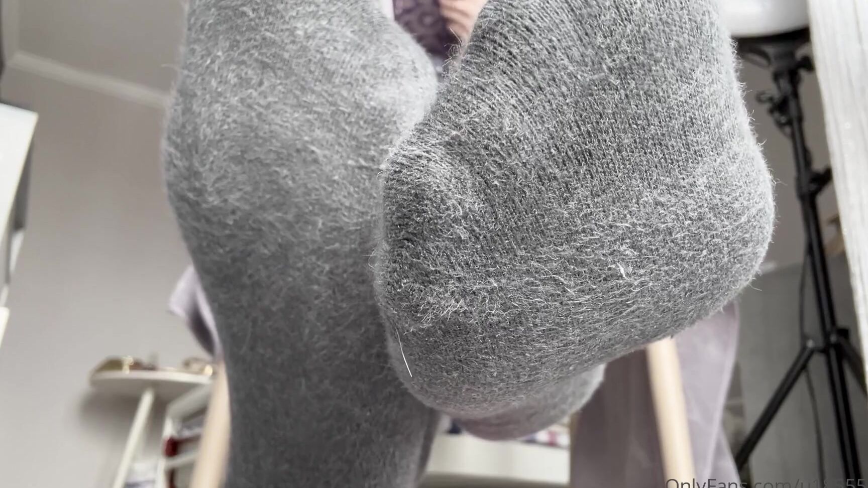 Watch Onlyfans Video Your Life Under My Feet: The Only Feetgoddess Who Loves Watching You Get Busted!