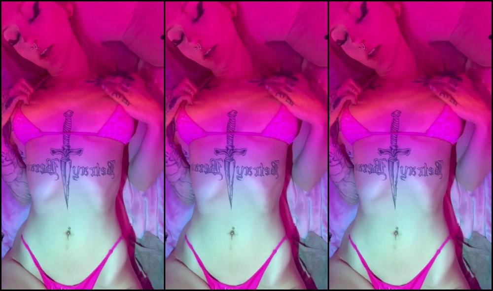 Blxxd Bunny Nicknamed Blxxdbunny 07 17 2025 Onlyfans Video Leaked Blxxdbunny 92044